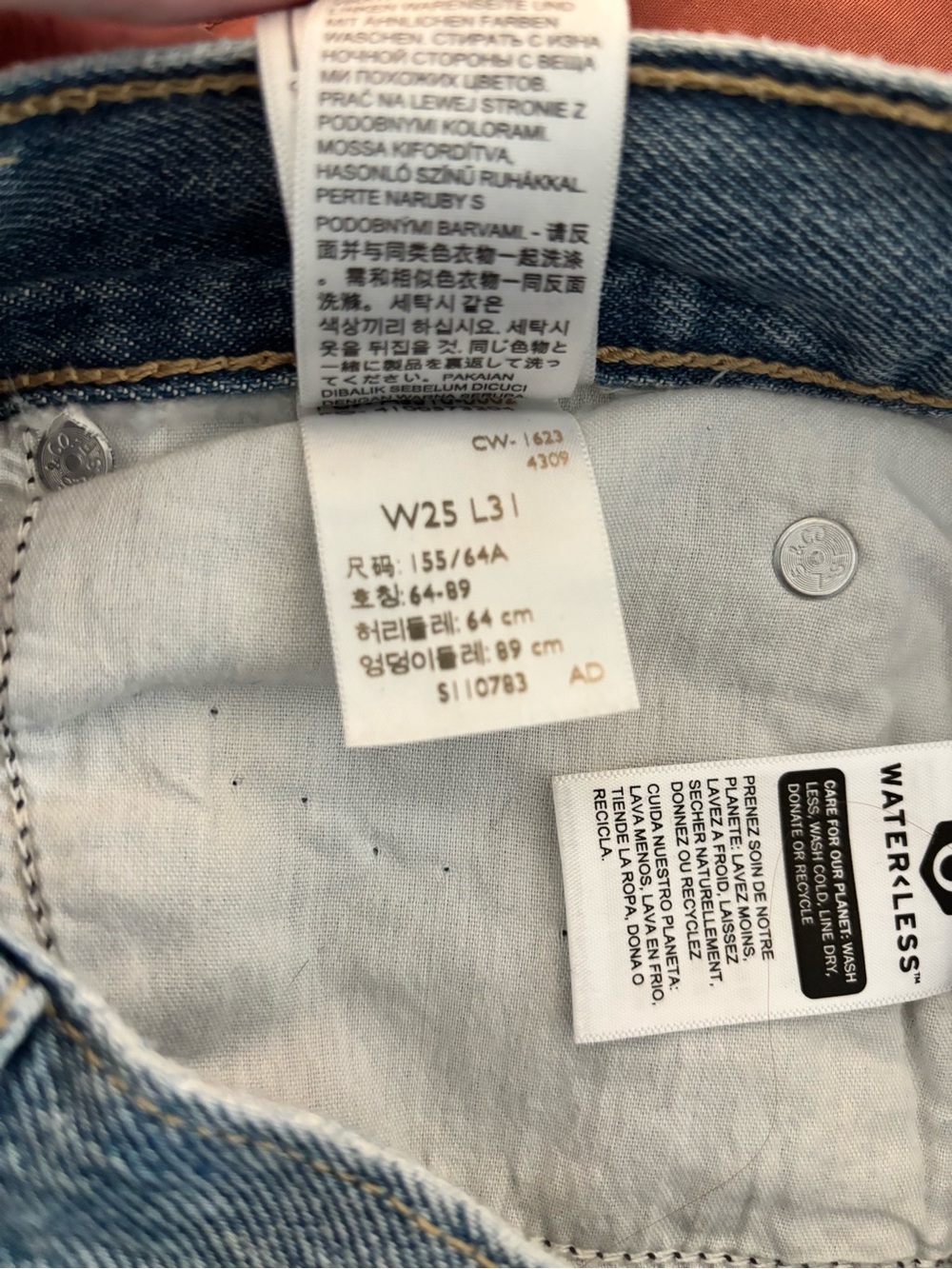 Levi’s ‘94 Baggy Jeans - Picture 9 of 9